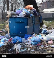 Best Construction Debris Removal  in Overland, MO